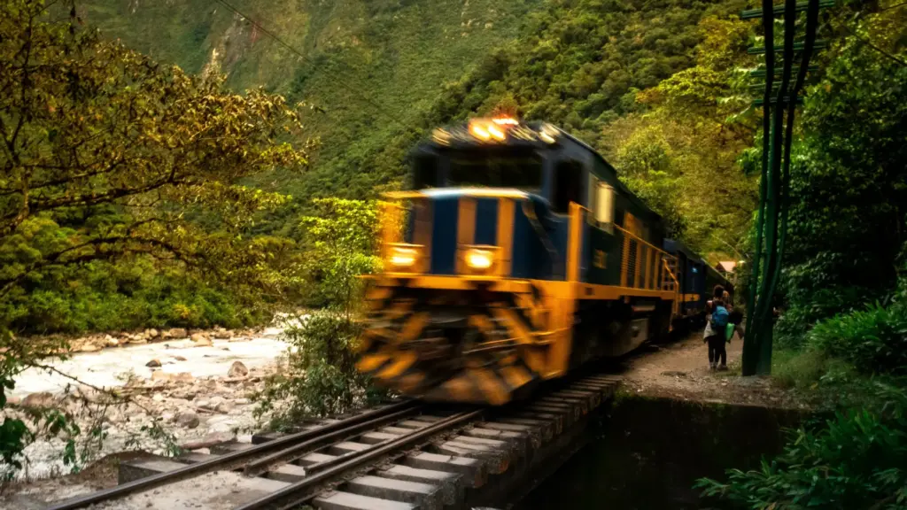 train-machupicchu